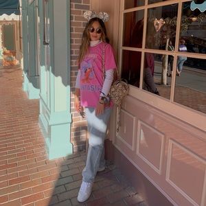 Meet your Posher, Caitlyn